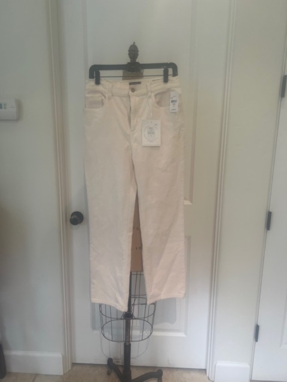 DL1961 Corduroy Straight Leg